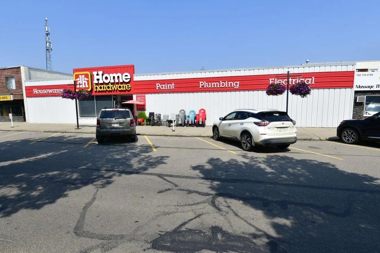 24-26 Athabasca Ave.,T9G 1G2