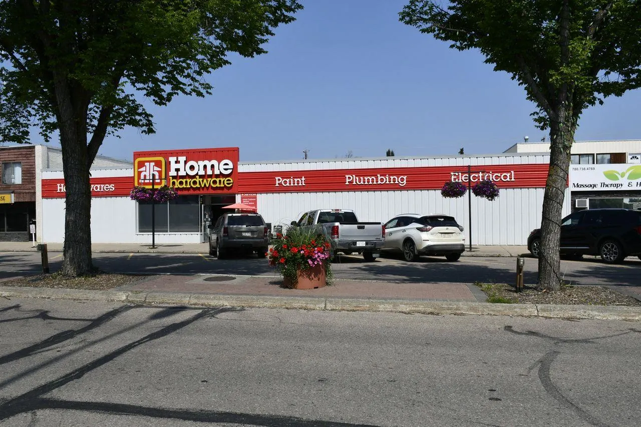 24-26 Athabasca Ave.,T9G 1G2