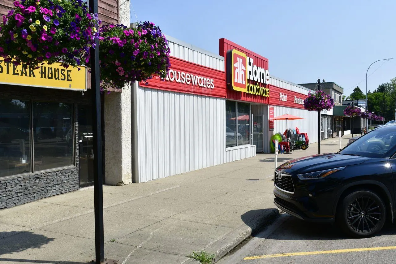 24-26 Athabasca Ave.,T9G 1G2