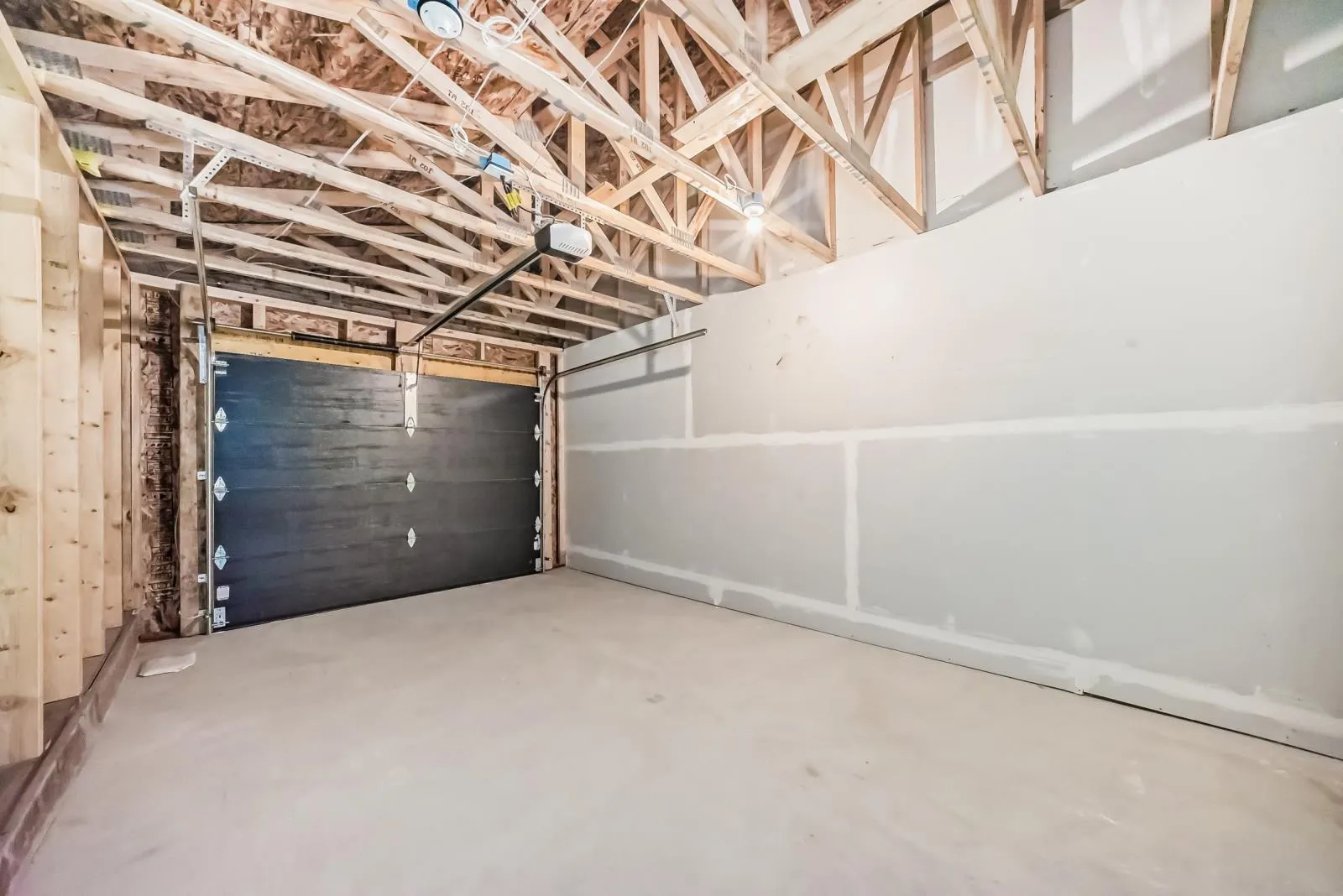 11519 & 11521 67 ST NW