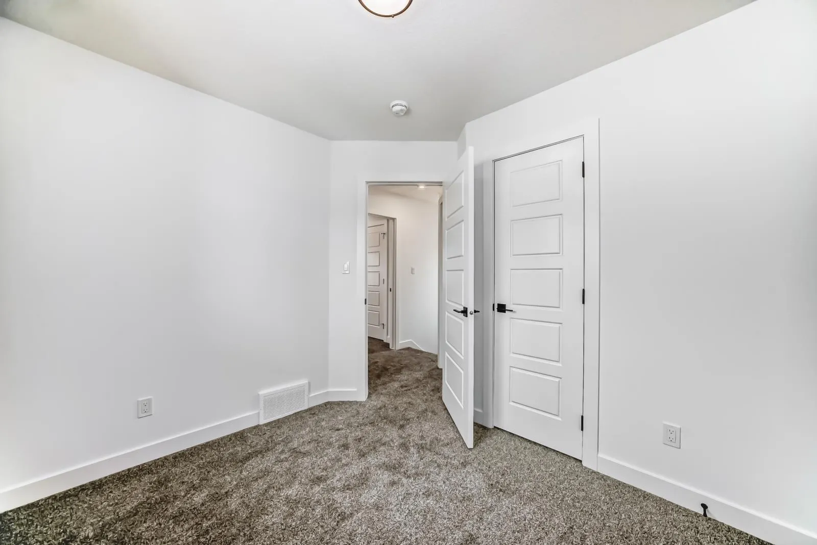 11519 & 11521 67 ST NW