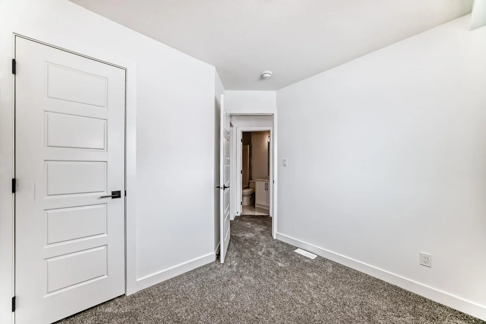 11519 & 11521 67 ST NW