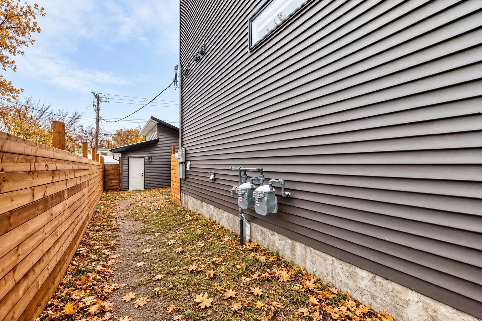 11519 & 11521 67 ST NW