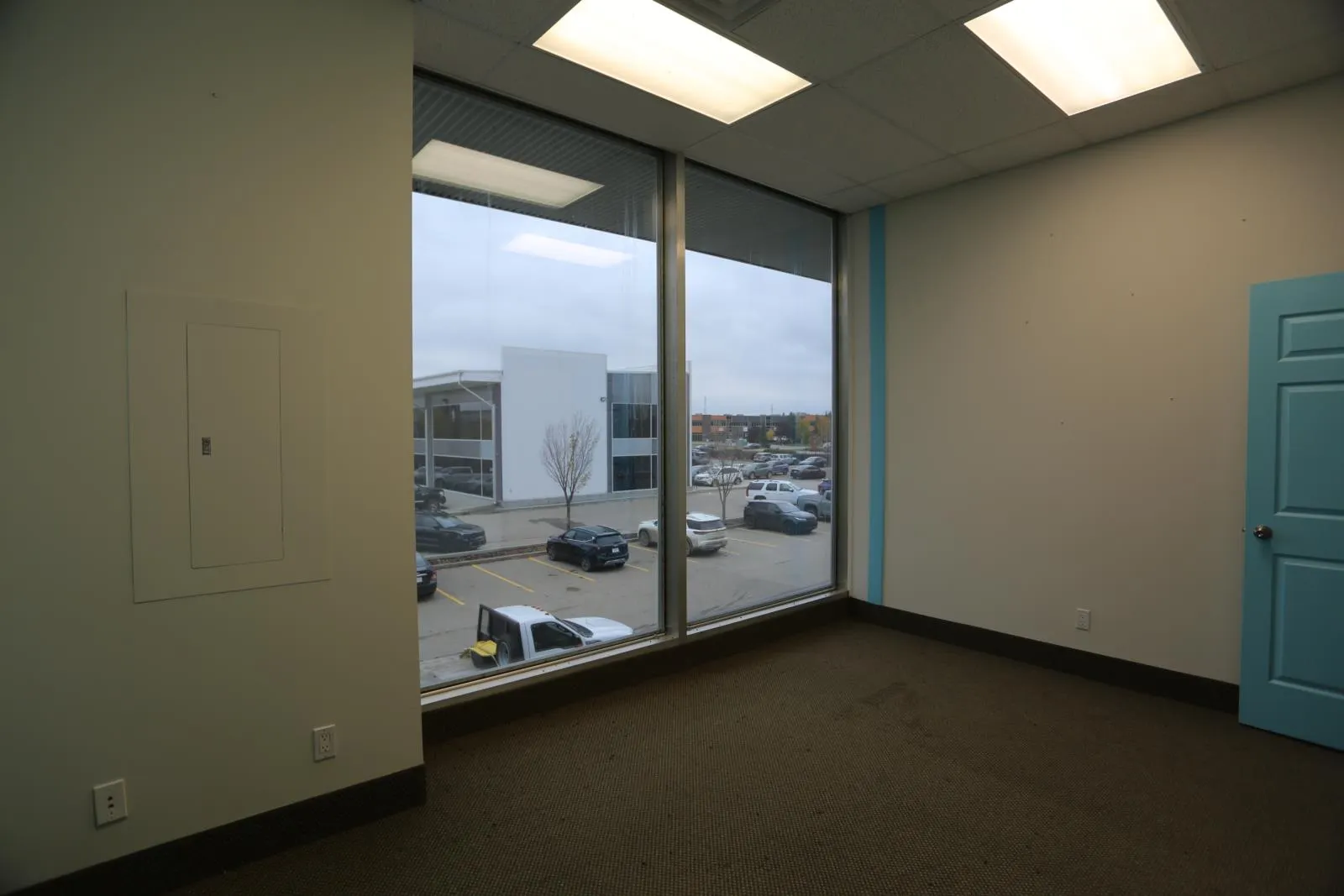 207, 207-125 Carleton Drive
