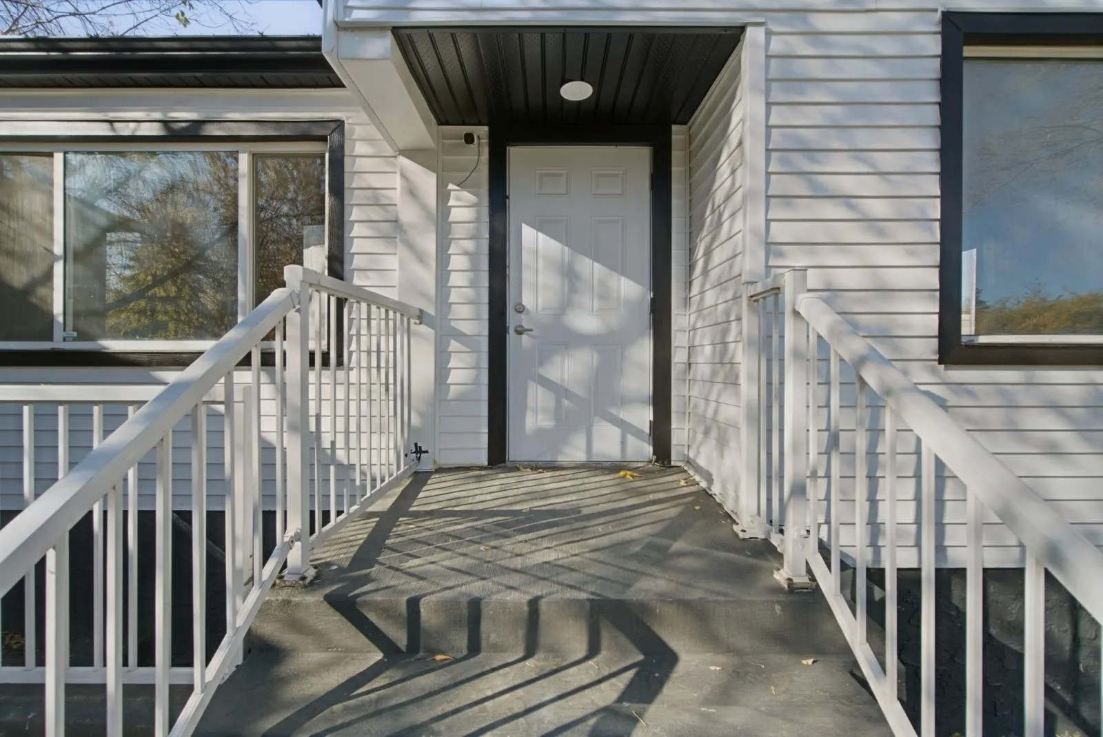 10936 82 St NW, Edmonton, AB