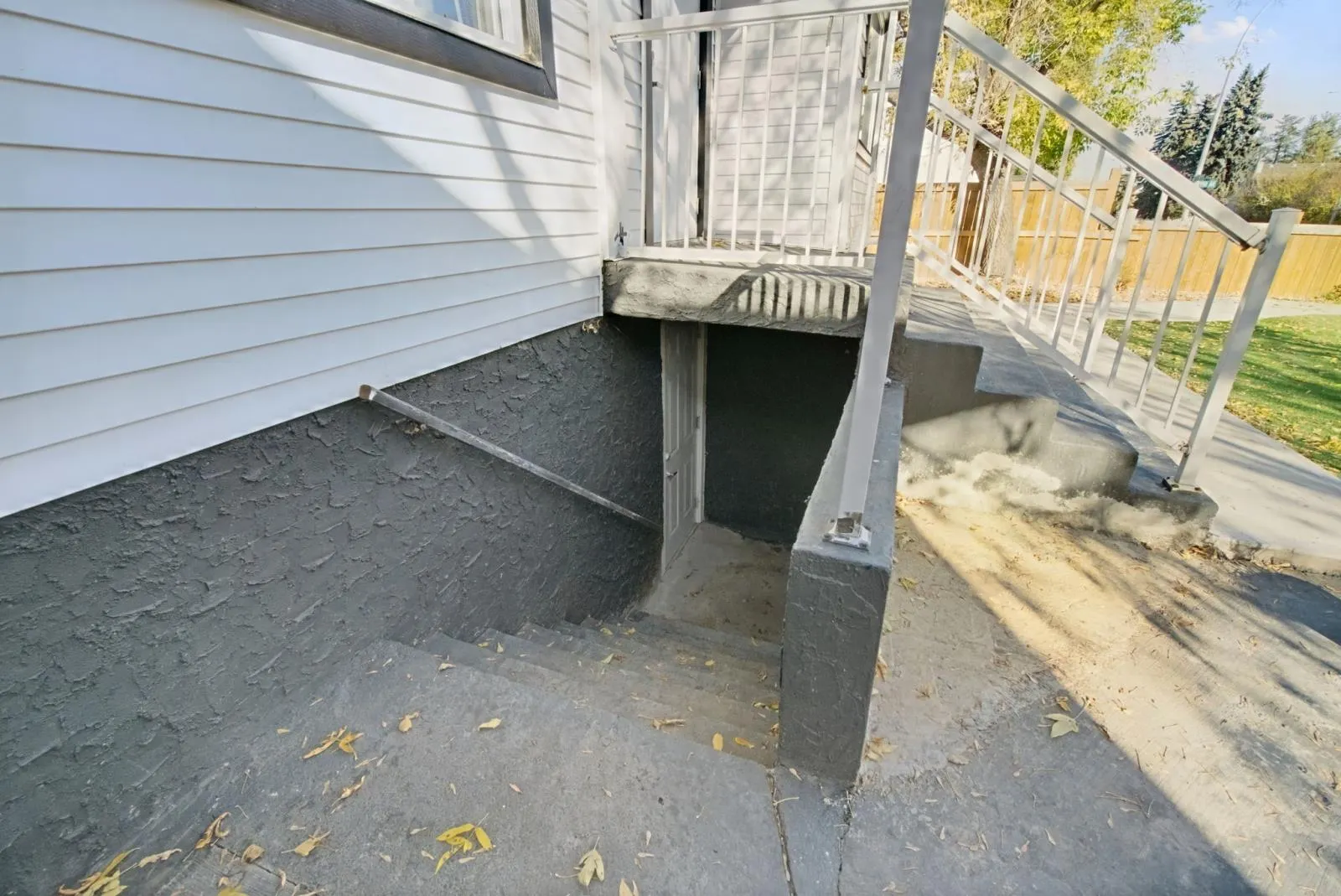 10936 82 St NW, Edmonton, AB