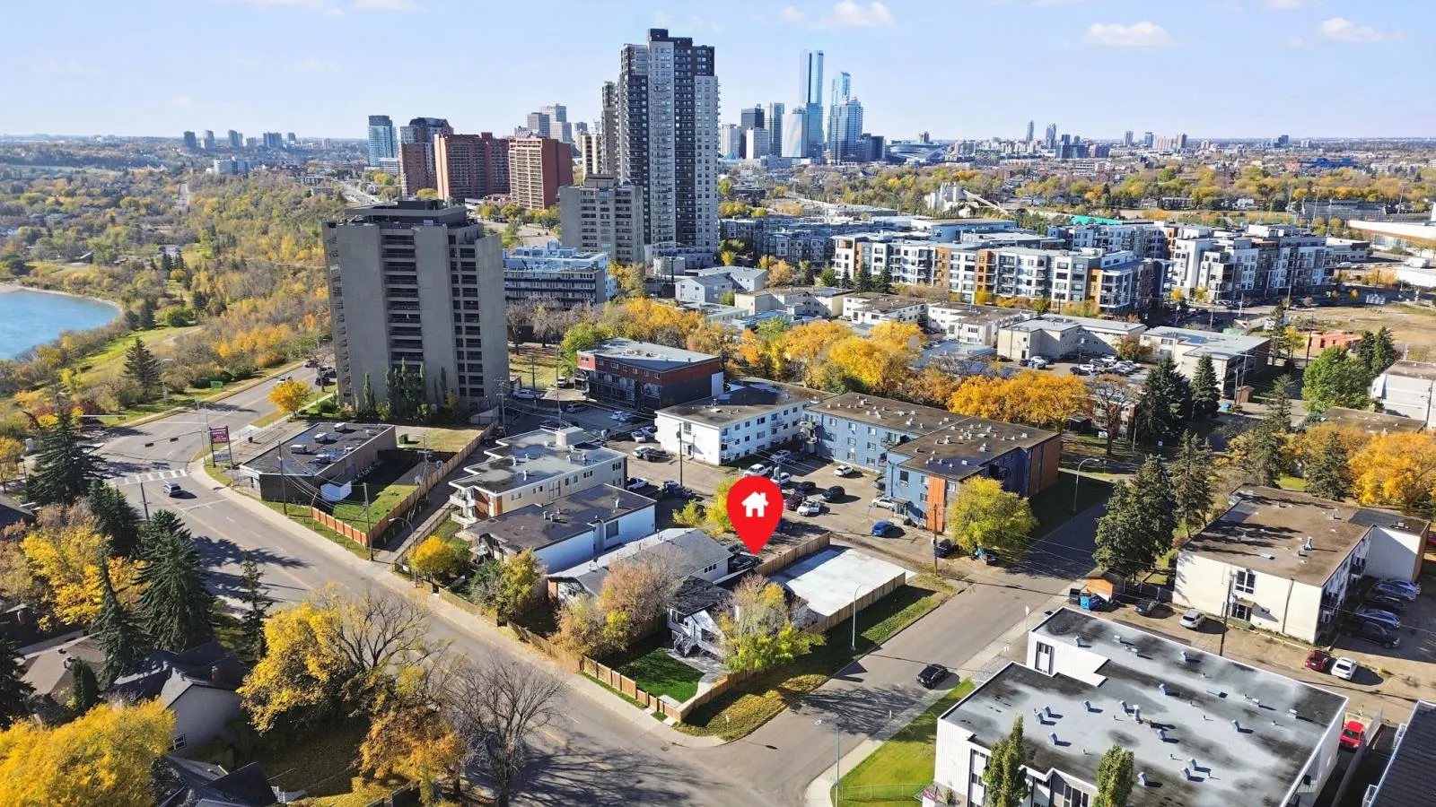 10936 82 St NW, Edmonton, AB