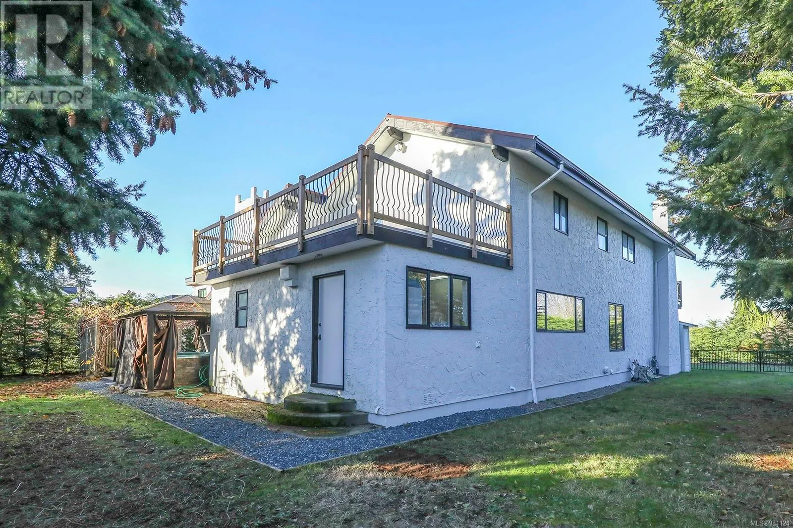 1522 Admiral Tryon Blvd