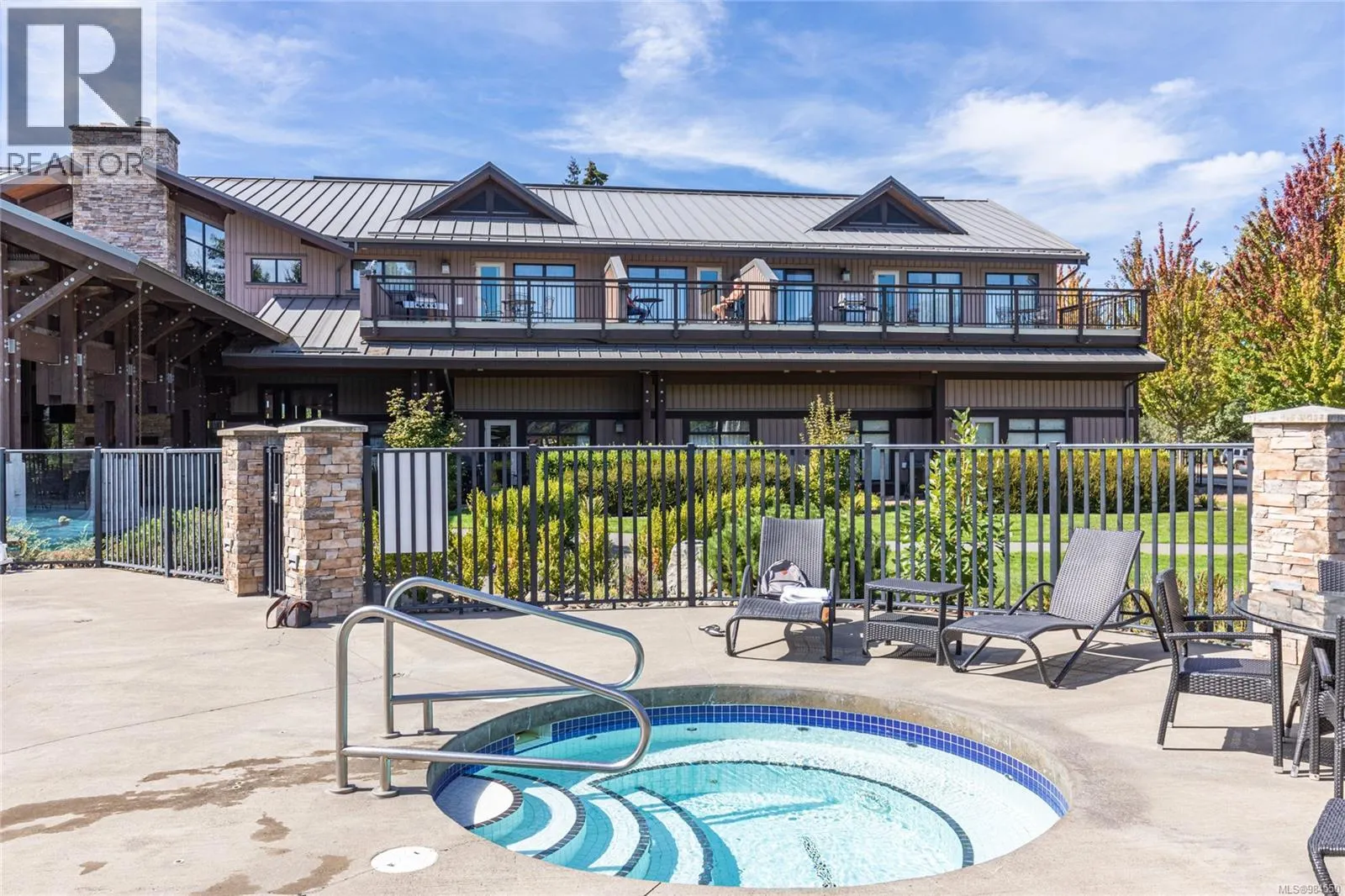 3 1175 Resort Dr