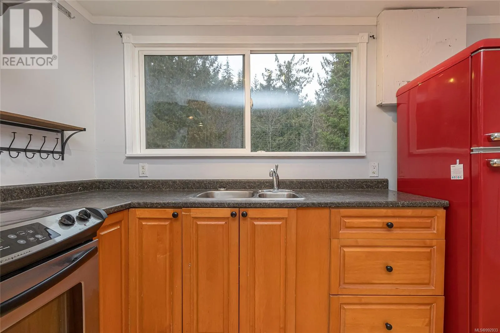B30 920 Whittaker Rd
