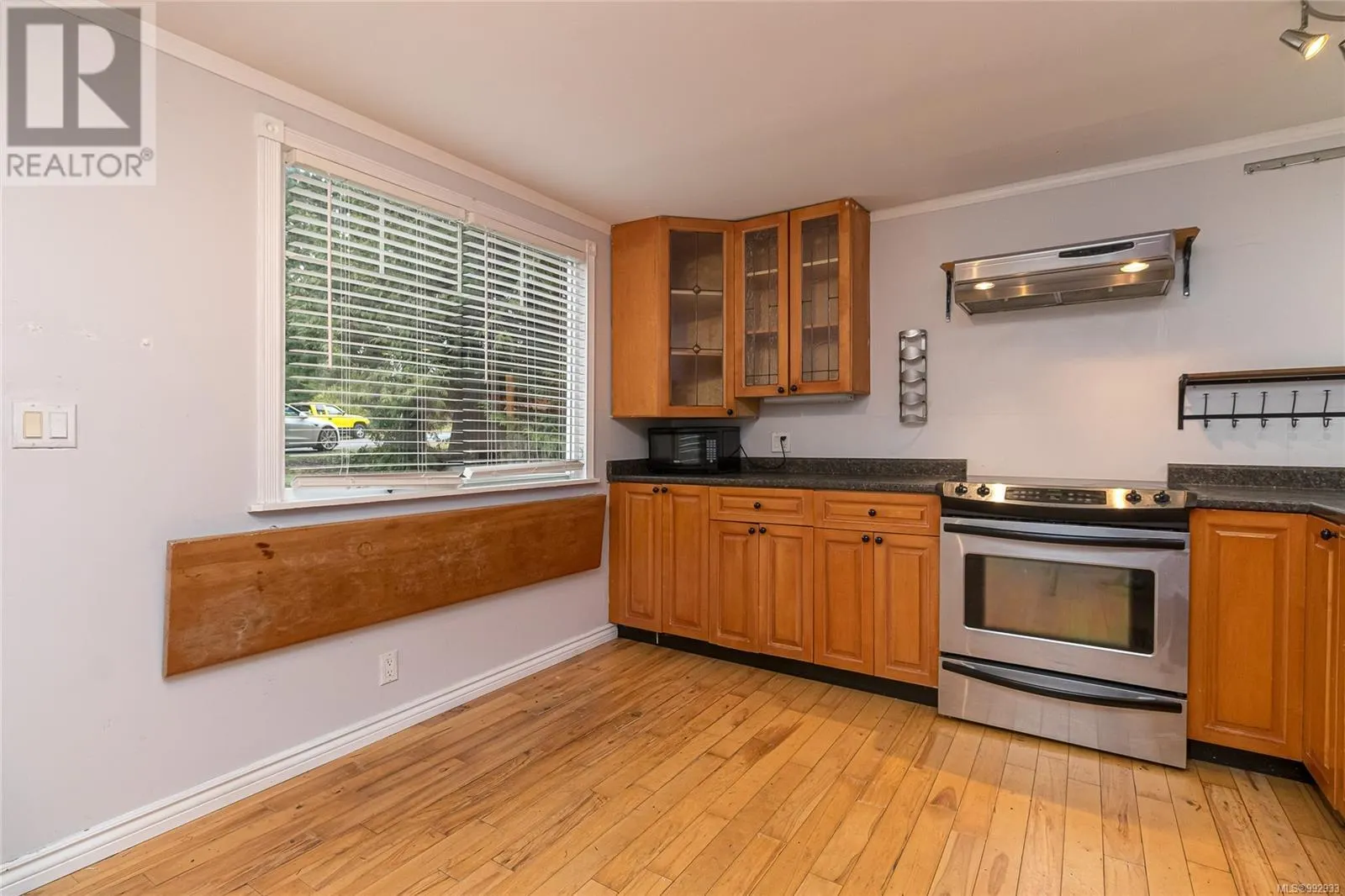 B30 920 Whittaker Rd