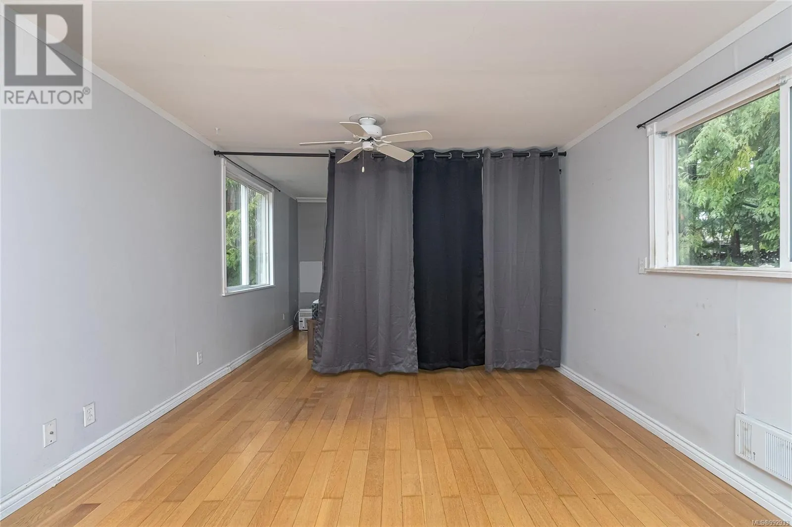 B30 920 Whittaker Rd