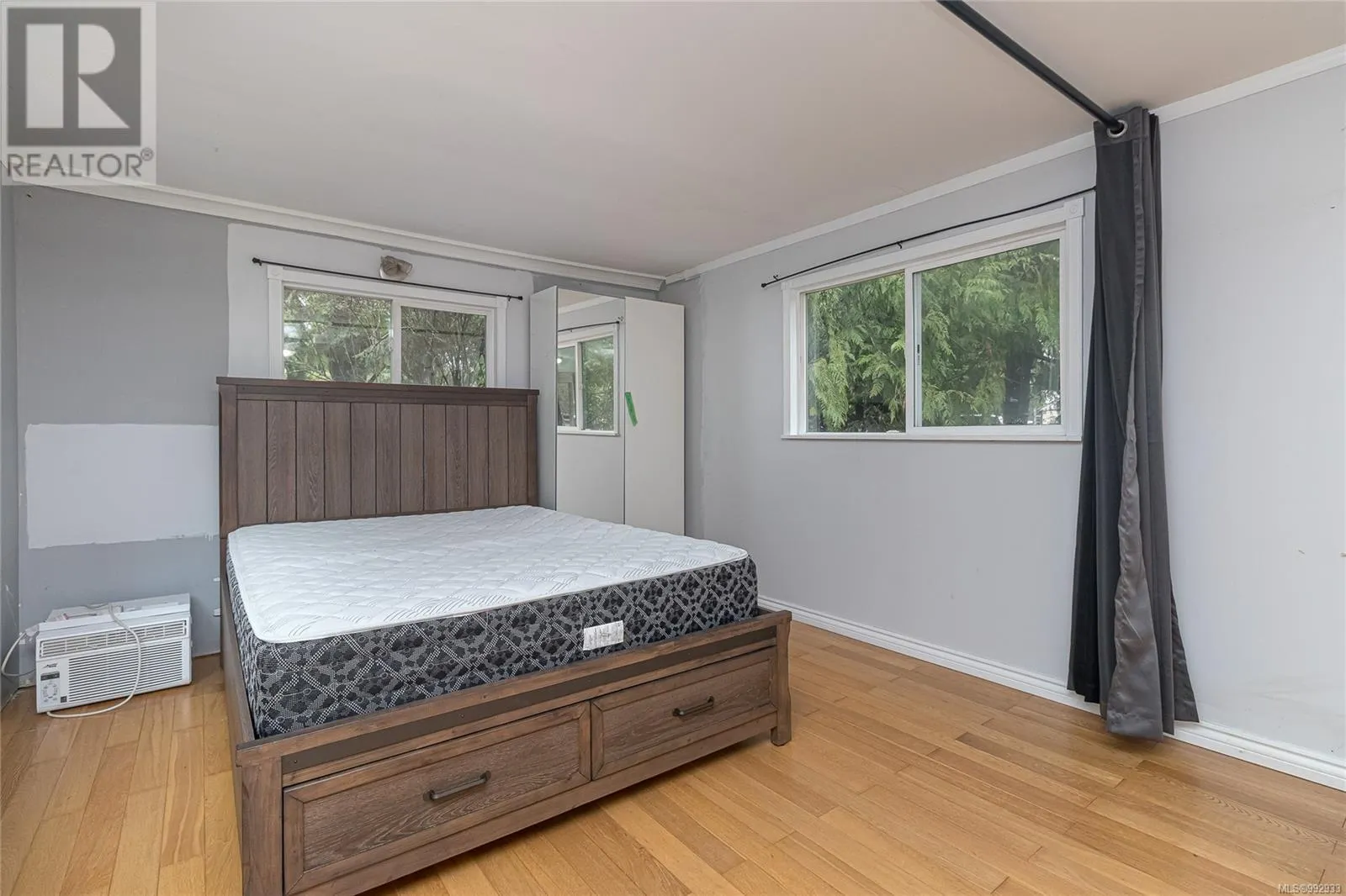 B30 920 Whittaker Rd