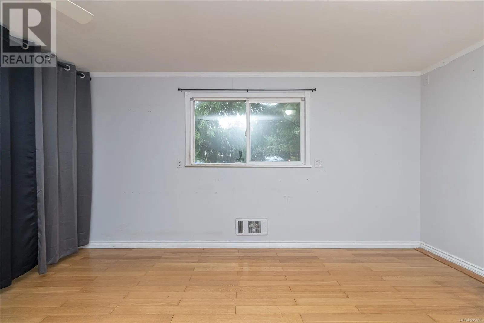 B30 920 Whittaker Rd