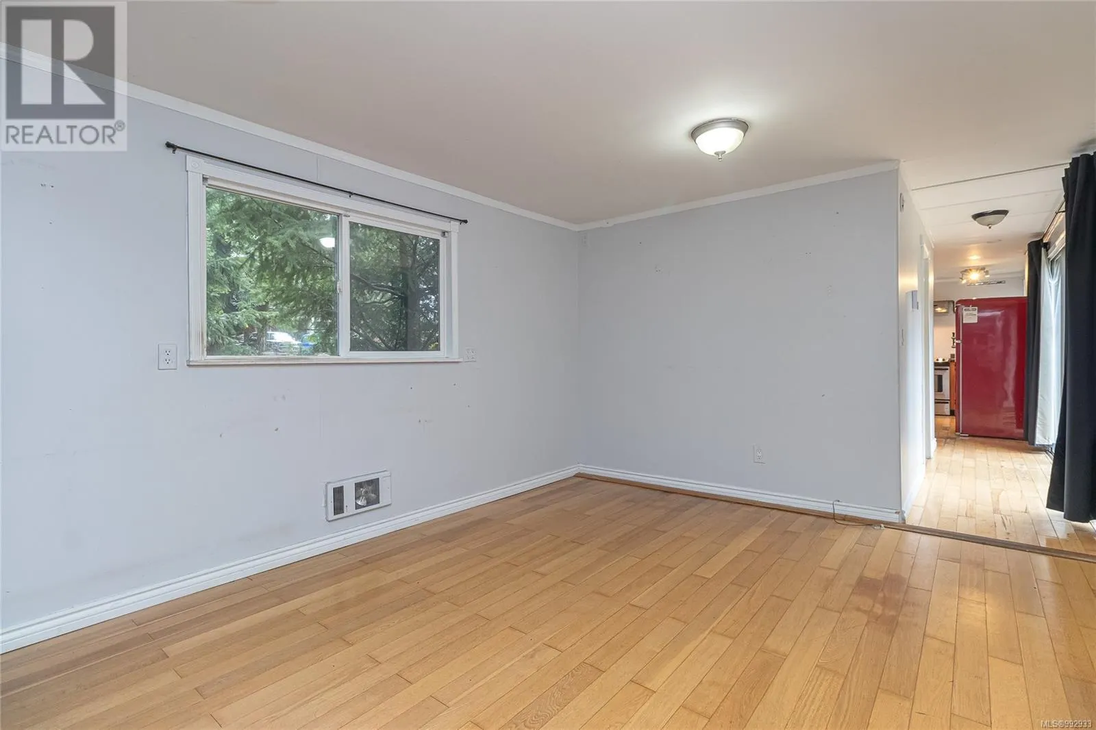 B30 920 Whittaker Rd