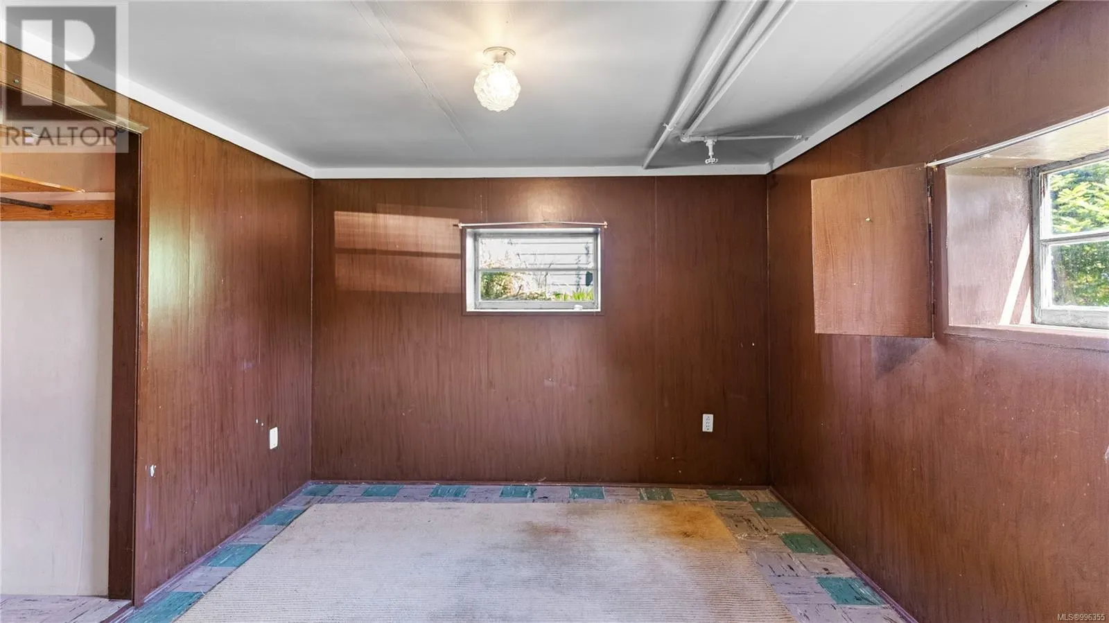903 Shirley Rd