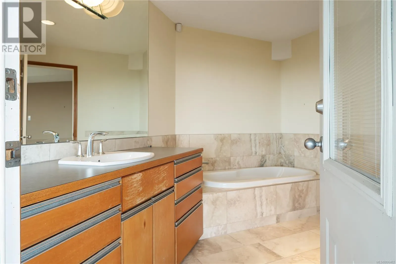 3222 Partridge Pl