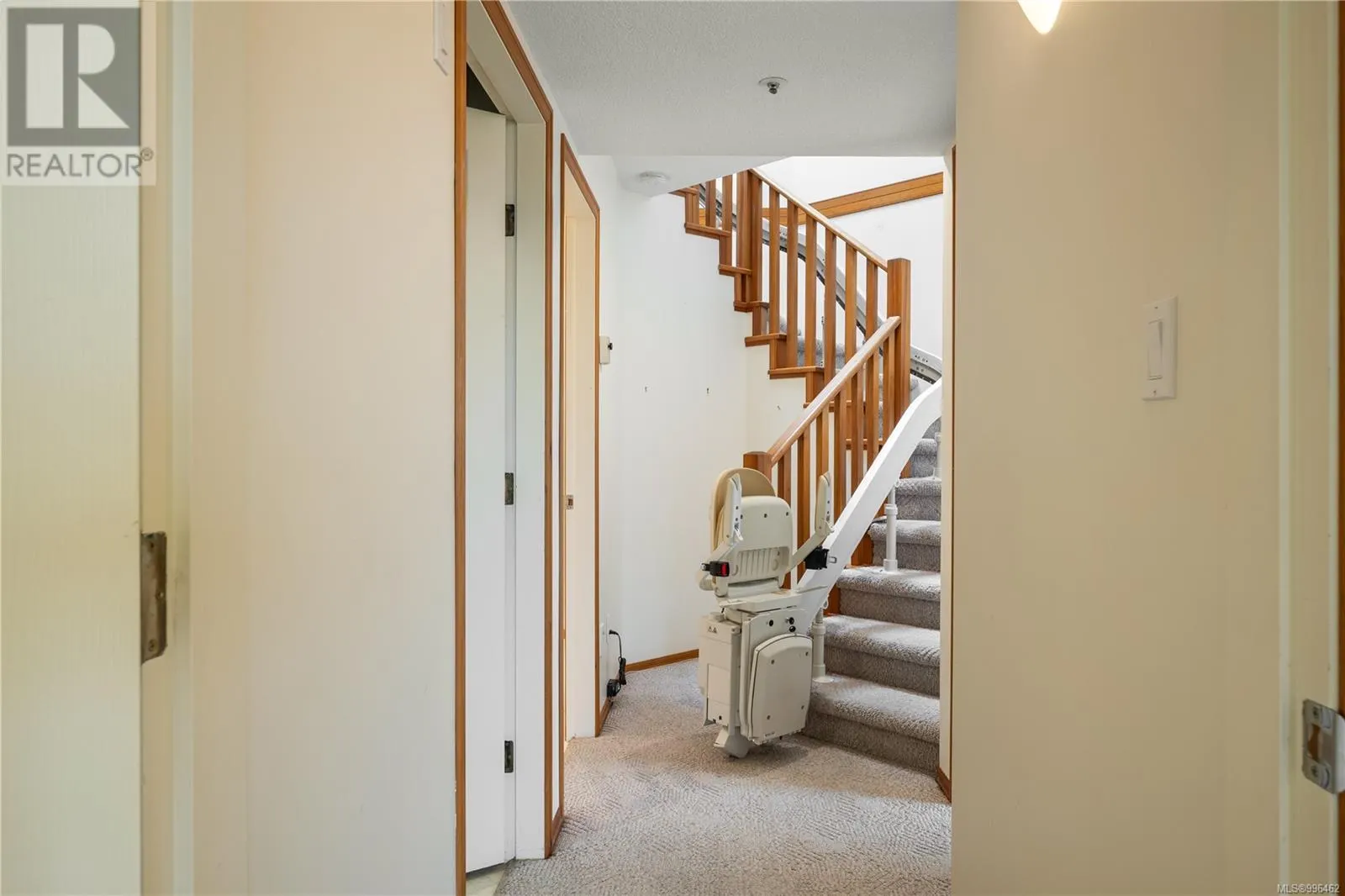3222 Partridge Pl