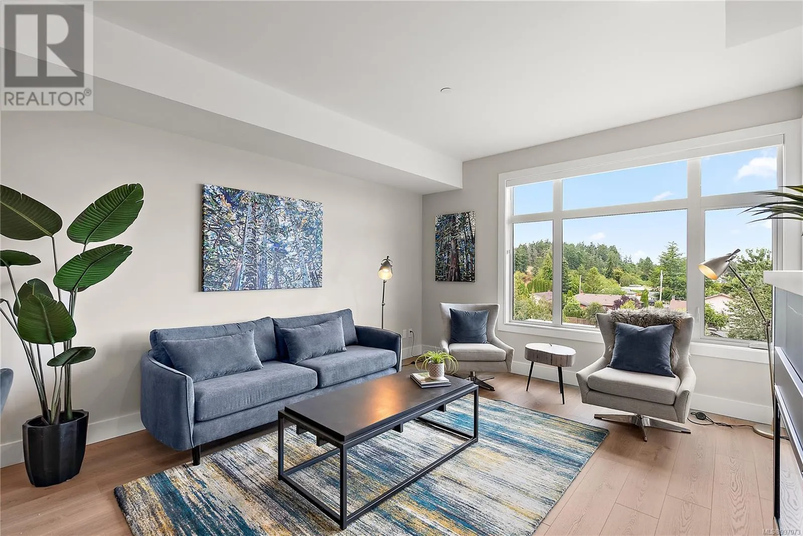 308 2520 Hackett Cres