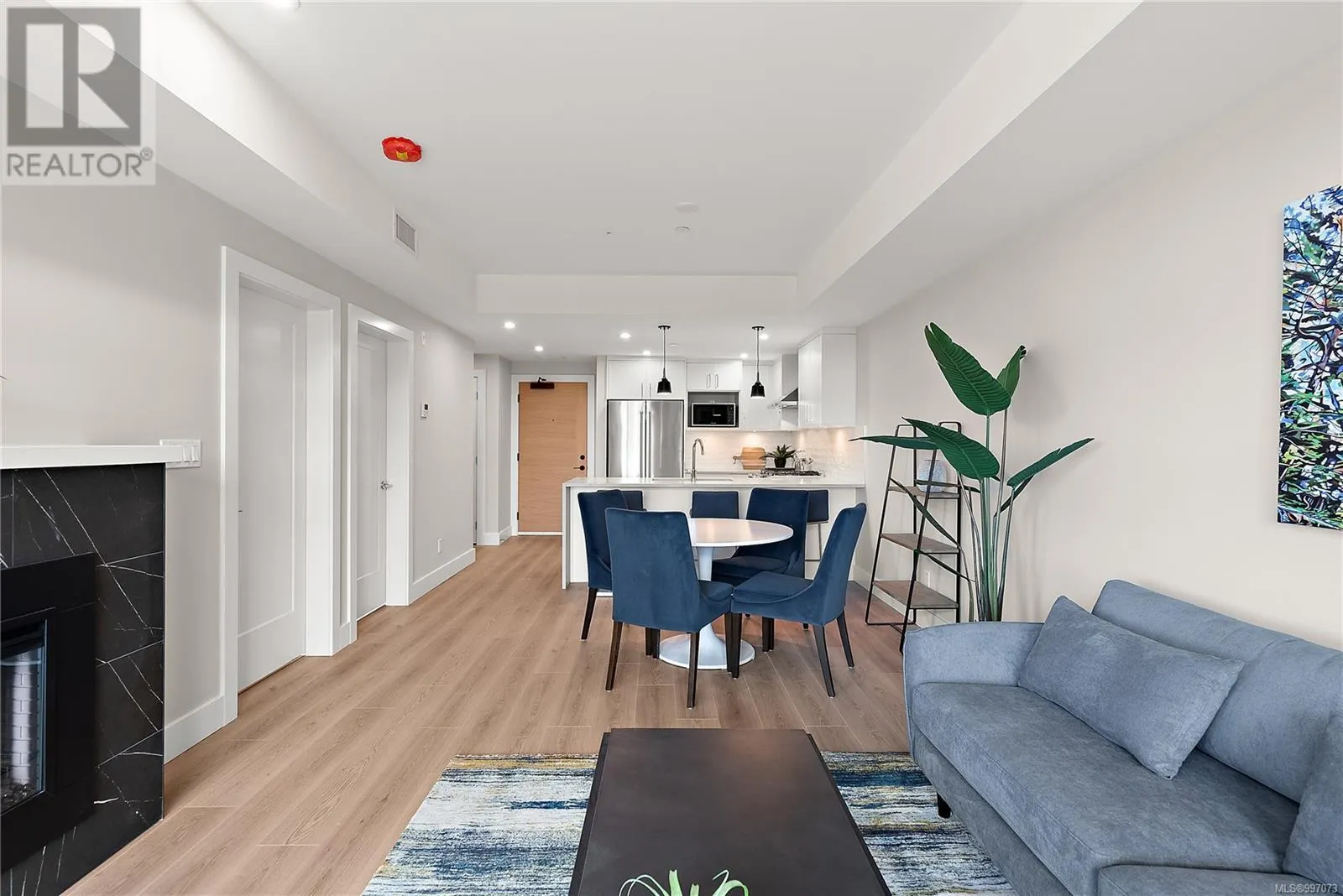 308 2520 Hackett Cres