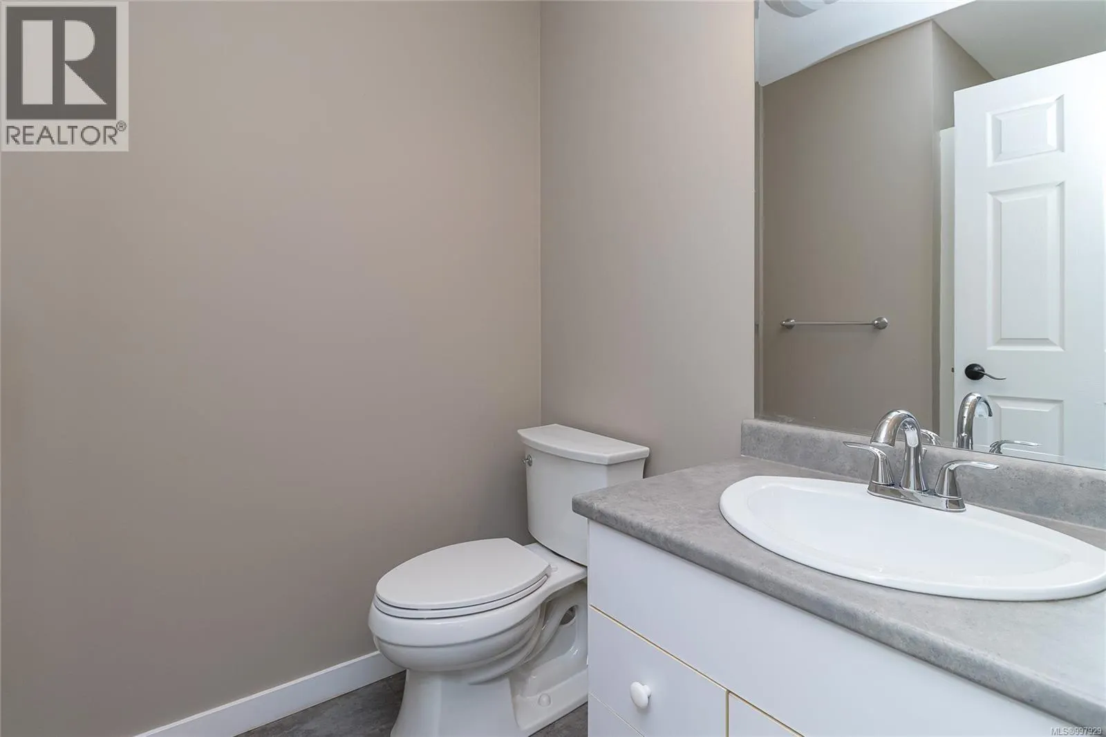 4165 Verte Pl