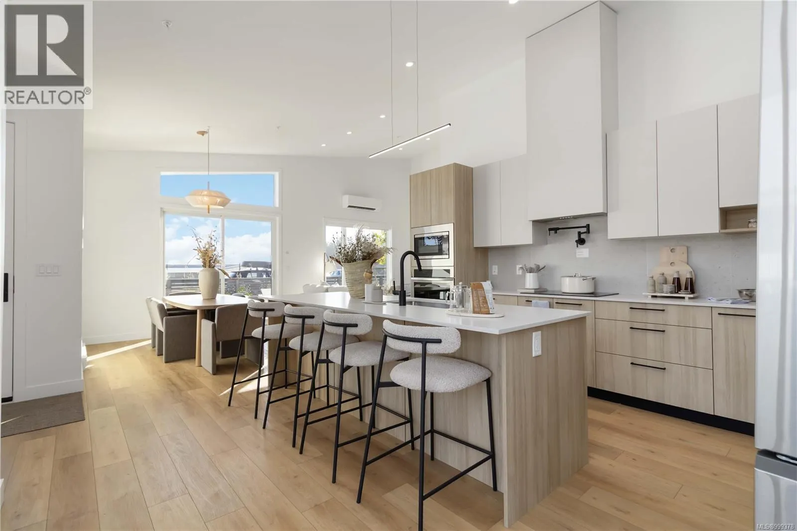 7 3638 Restoration Way