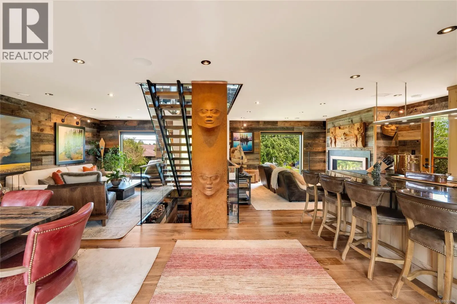 626 Monterey Ave