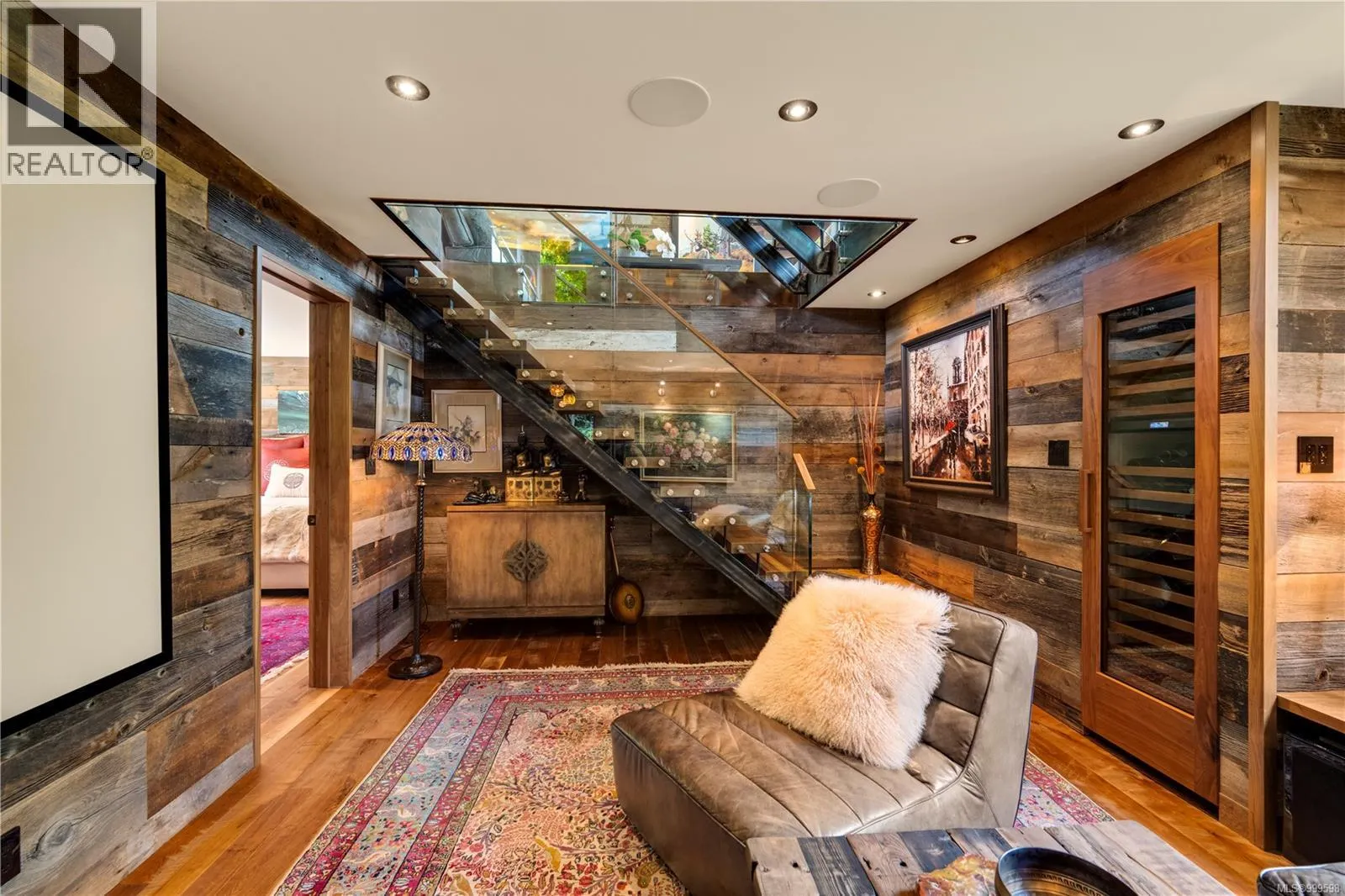 626 Monterey Ave