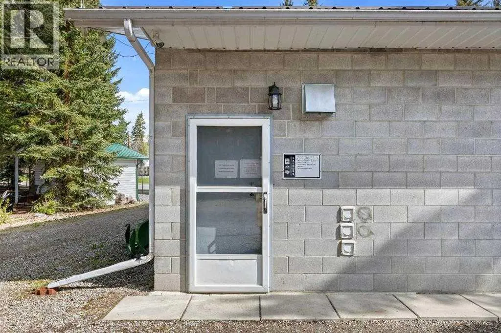 197, 200 4th Avenue SW