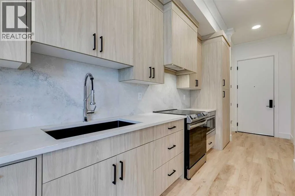 101, 370 Dieppe Drive SW