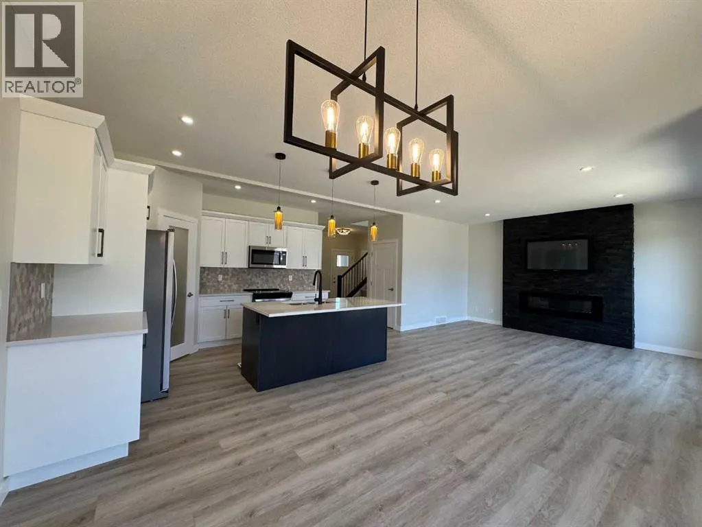 53 Emmett Crescent
