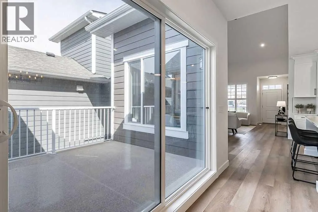 48 Drake Landing Square
