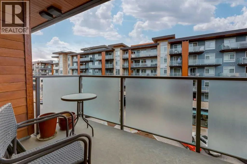 407, 122 Mahogany Centre SE