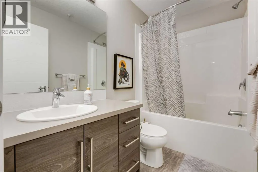 407, 122 Mahogany Centre SE