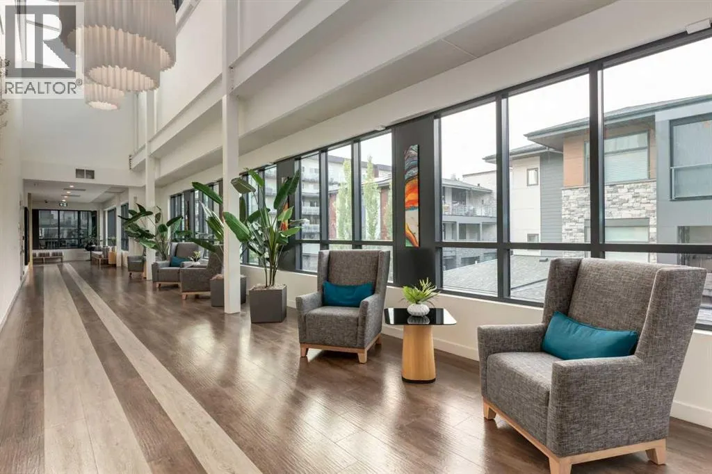 407, 122 Mahogany Centre SE