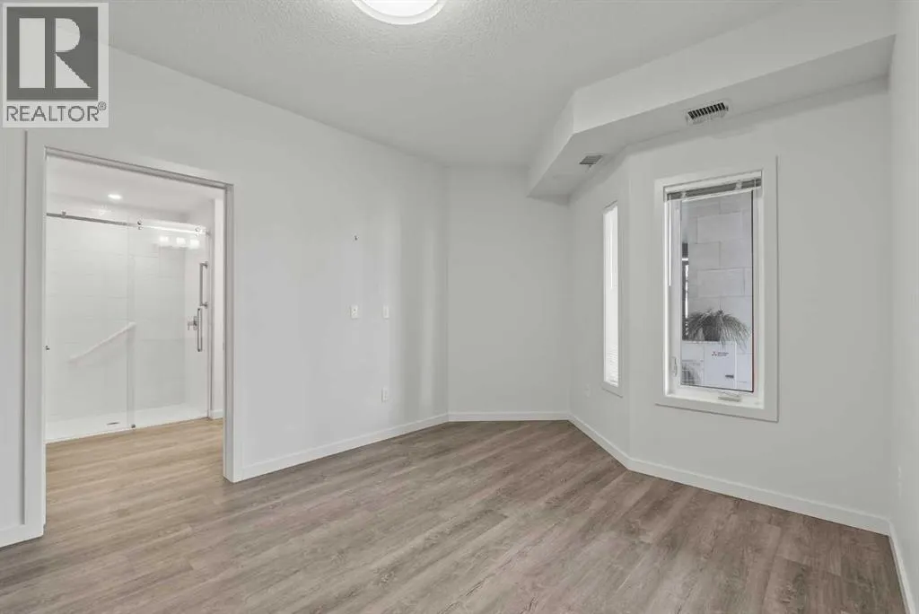307, 24 Mahogany Path SE