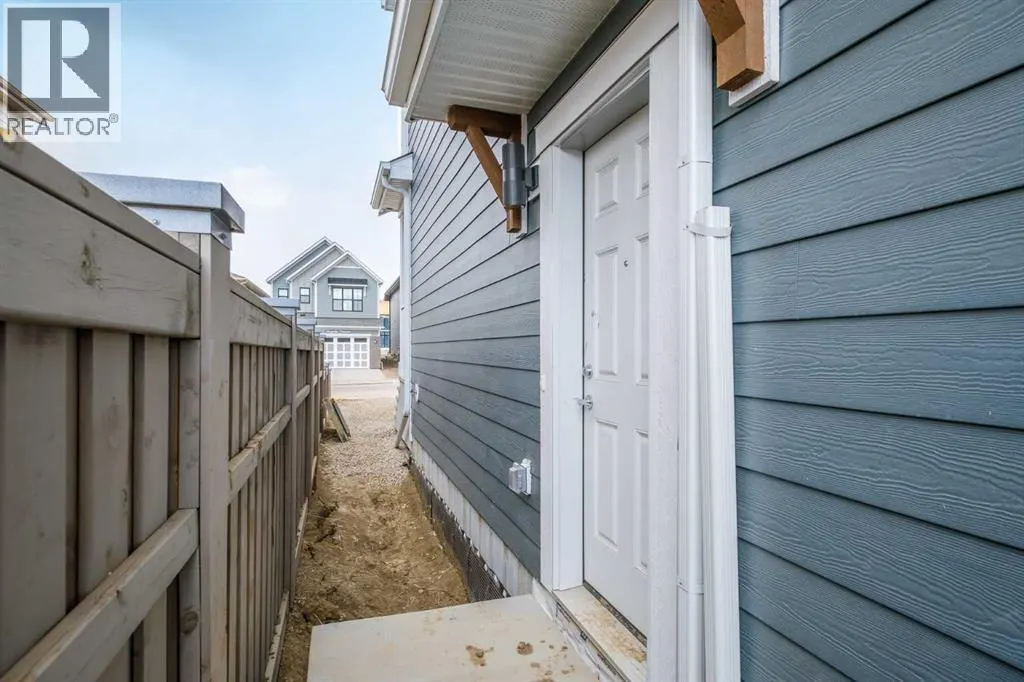 324 Magnolia Crescent SE