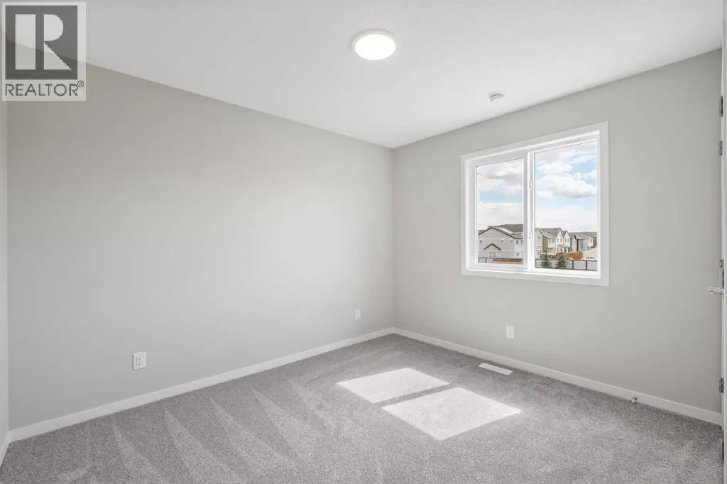 324 Magnolia Crescent SE