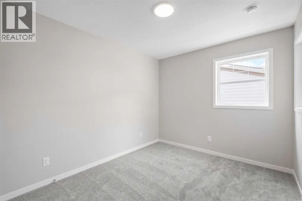 324 Magnolia Crescent SE