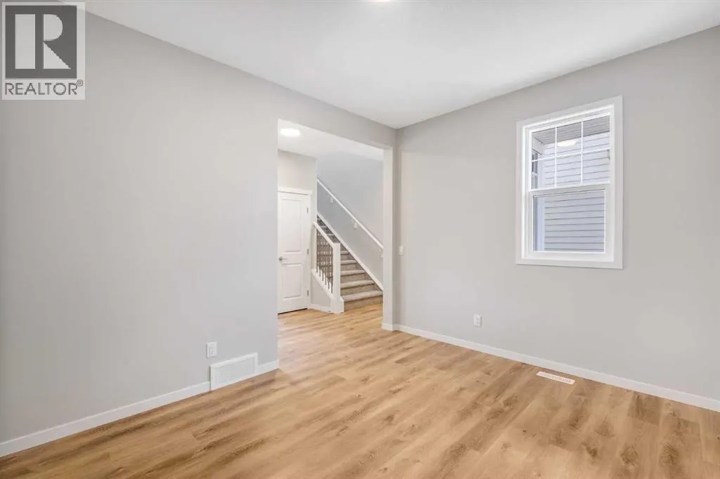 324 Magnolia Crescent SE