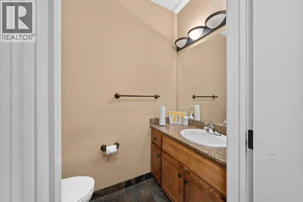 200, 14 Crystalridge Drive