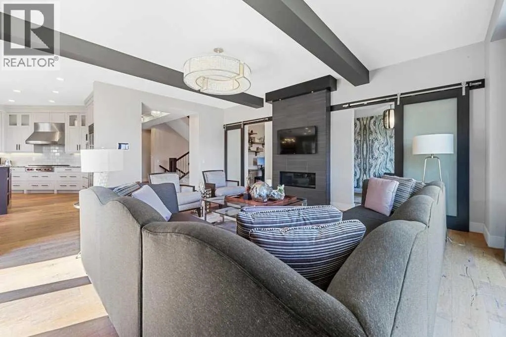 18 Whispering Springs Way