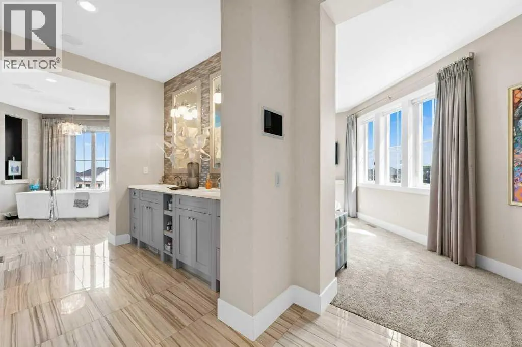 18 Whispering Springs Way