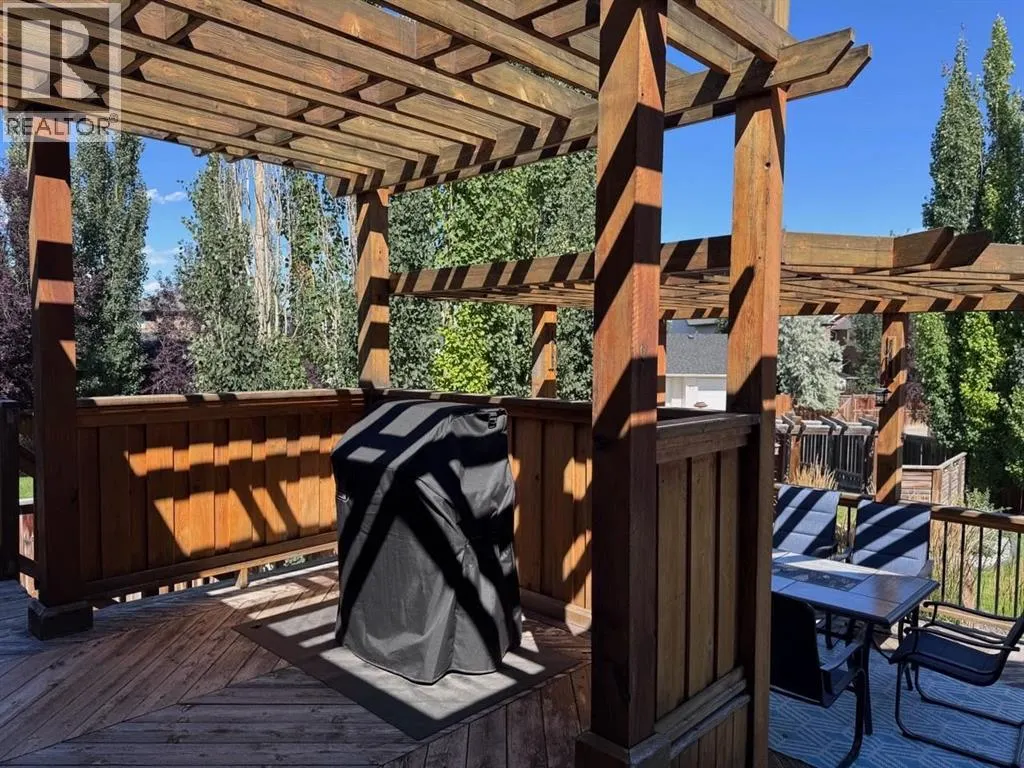 25 Westridge Way