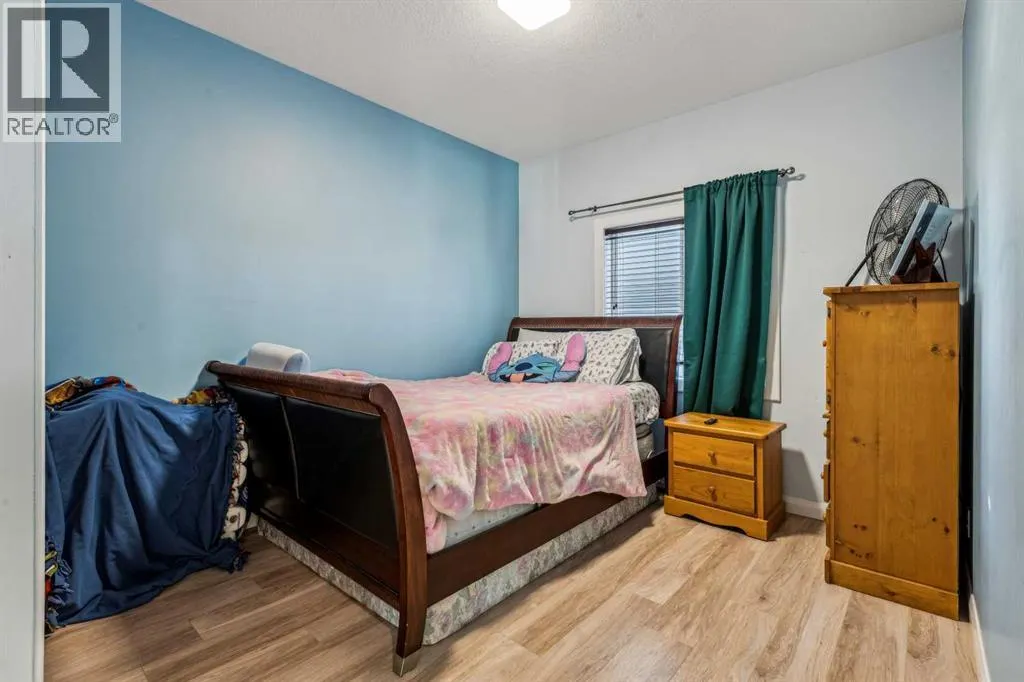 25 Westridge Way