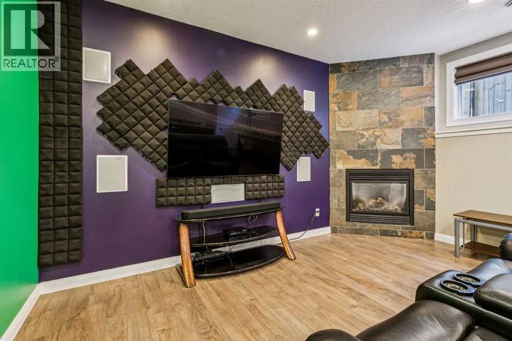 25 Westridge Way
