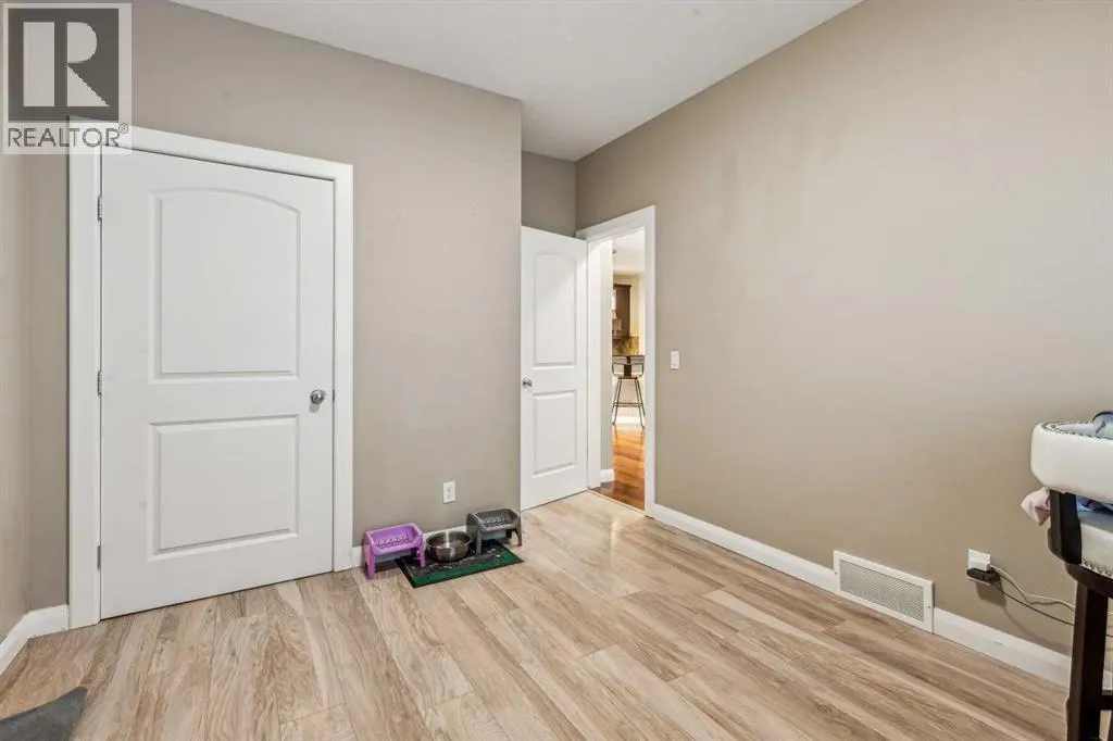 25 Westridge Way