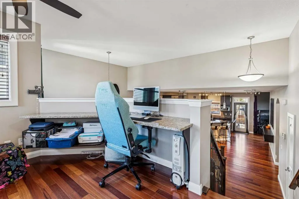 25 Westridge Way