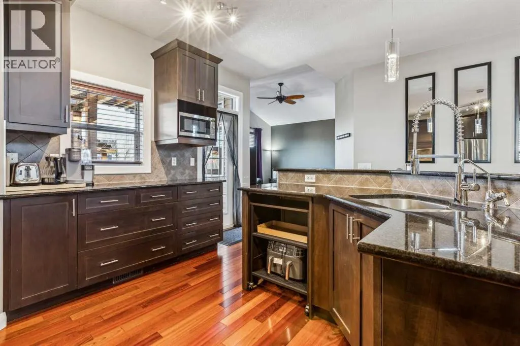 25 Westridge Way