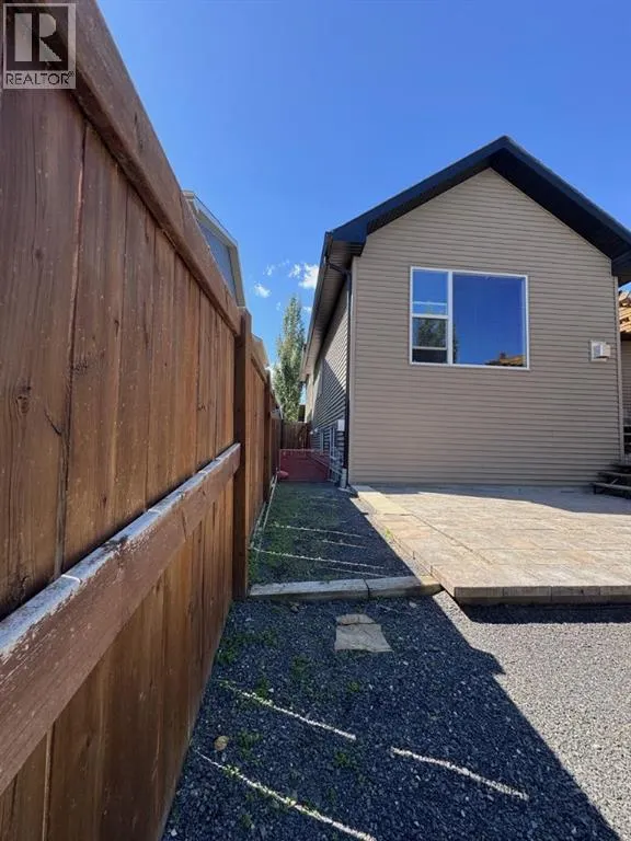 25 Westridge Way
